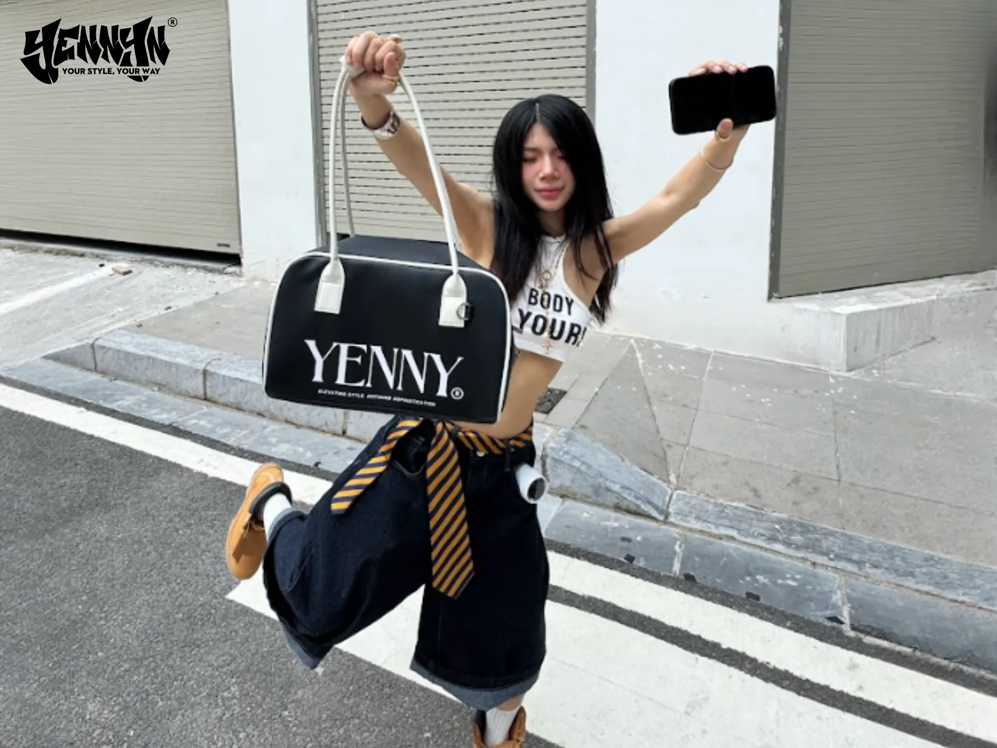 Sự lựa chọn của phong cách sang trọng từ chiếc túi xách thời trang nữ nhà Yenny Bag